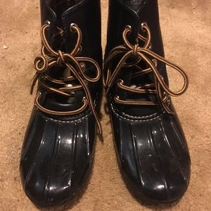Duck boots brand new